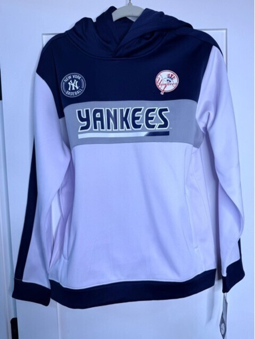 New York Yankees Hoodie Youth XL 18/20 MLB Genuine Merchandise NWT Pullover